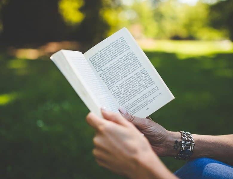 4 raisons pour lesquelles la lecture est bonne pour la santé