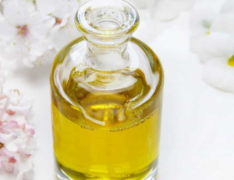 Pourquoi utiliser des huiles essentielles bio
