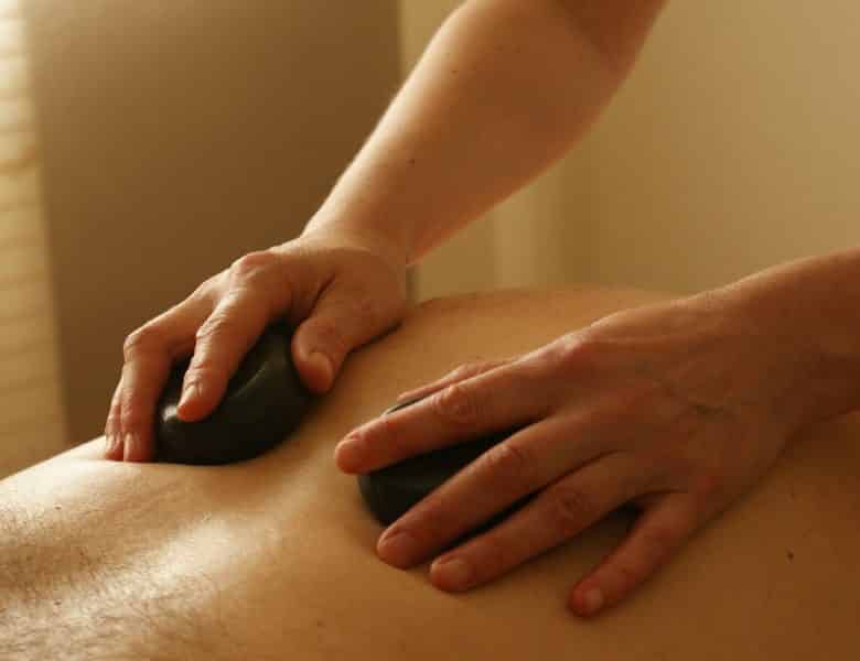 Un bon massage nécessite une bonne table de massage pliante