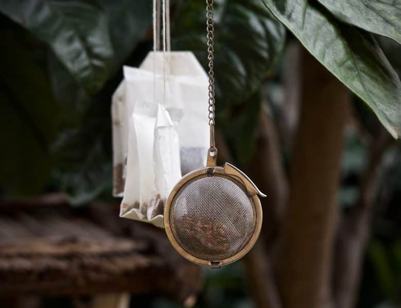 Feuilles de thé en vrac ou en sachets : lequel est le plus sain ?