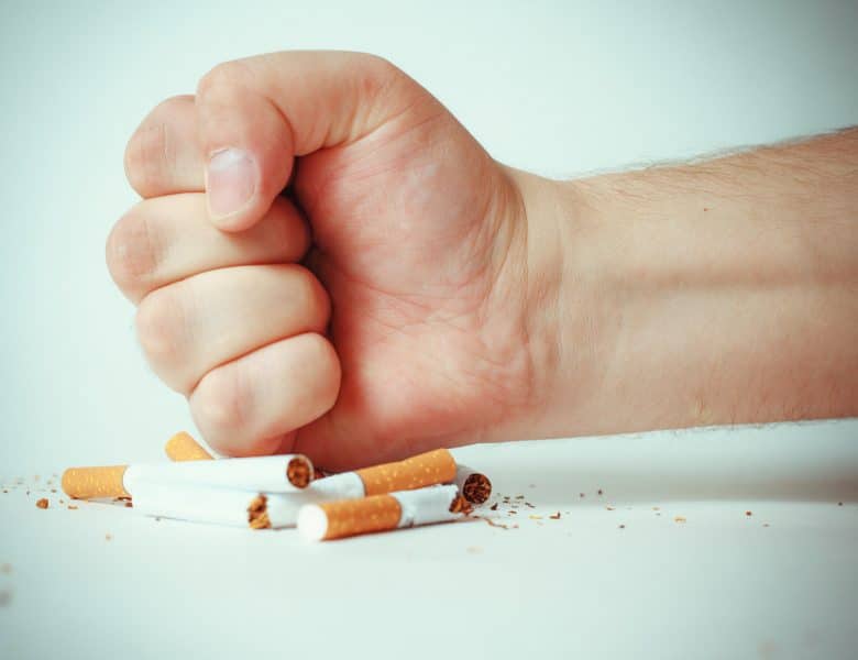 Laser anti-tabac : Dites adieu à la cigarette en toute sérénité