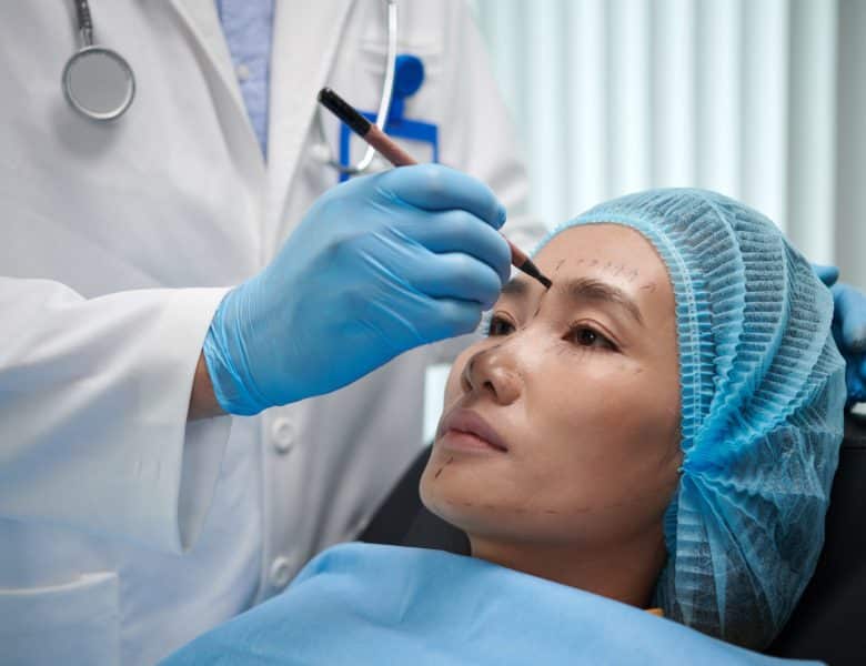 Paris : Trouver le chirurgien esthétique qui saura sublimer votre visage et votre corps