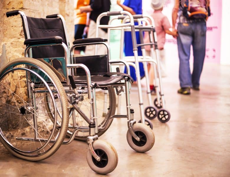 Achat ou location : lequel est le plus avantageux pour votre matériel médical ?