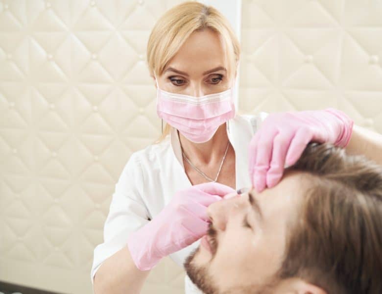 La greffe de cheveux en France : l’expertise parisienne au service de votre apparence
