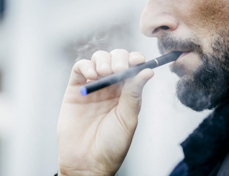 La cigarette électronique : une aide efficace dans son sevrage du tabac à condition d&rsquo;être temporaire