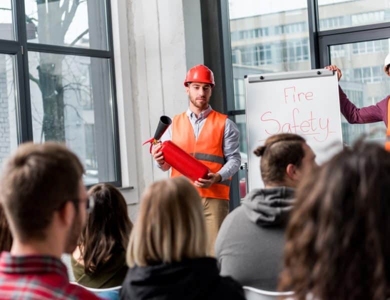 Santé et Sécurité au travail : l&rsquo;importance vitale de la formation incendie pour vos salariés