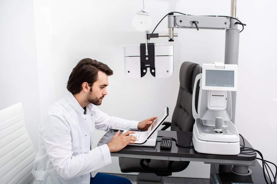 Pourquoi choisir la PKR pour corriger un défaut visuel grâce au laser ?